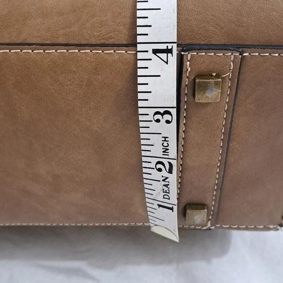 Simply Noelle Camel Brown Vegan Leather and Canvas - Picture 13 of 16